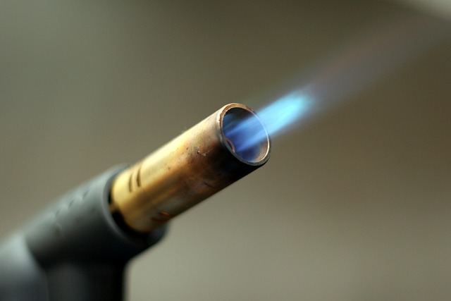 blowtorch-596294_640
